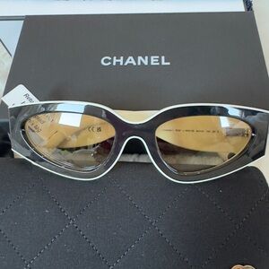 CHANEL  Cateye Black and White Sunglasses NWT